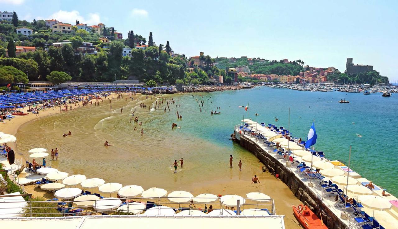 Casa Cargia' Holidays San Terenzo Eksteriør bilde